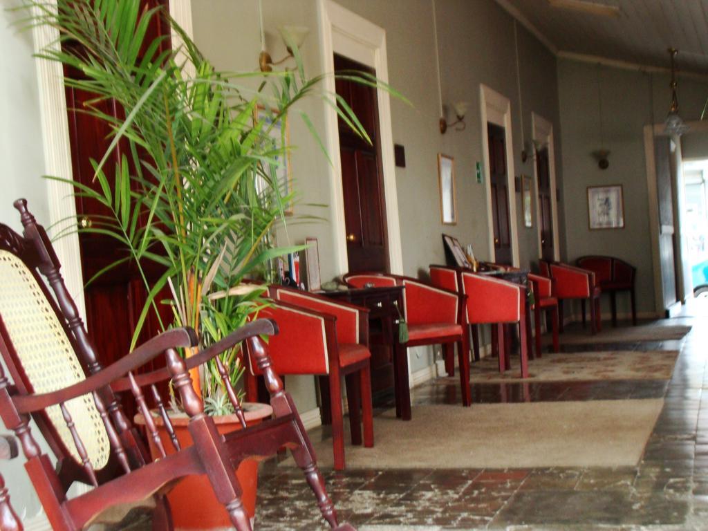 Hotel Ліберія Екстер'єр фото