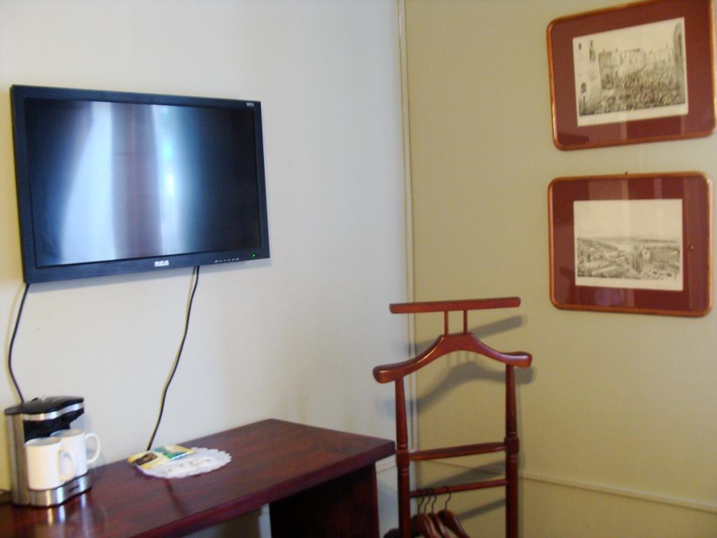 Hotel Ліберія Екстер'єр фото